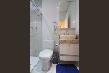Casa à venda com 200m², 3 quartos e 4 vagasSuíte 2 Banheiro 