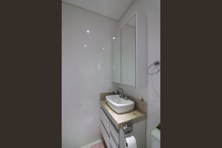 Casa à venda com 200m², 3 quartos e 4 vagasSuíte 3 Banheiro 