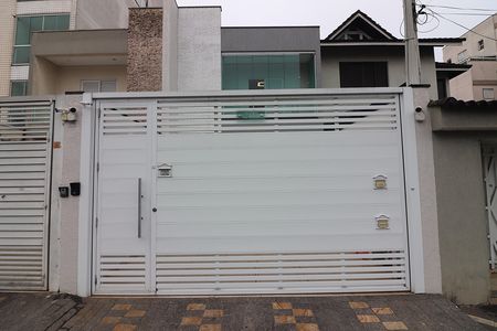 Casa à venda com 200m², 3 quartos e 4 vagasFachada