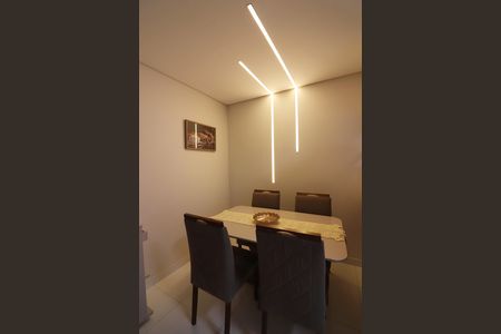 Casa à venda com 200m², 3 quartos e 4 vagasCopa e Cozinha 