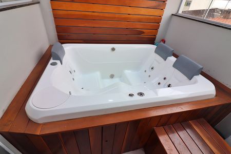 Casa à venda com 200m², 3 quartos e 4 vagasVaranda 