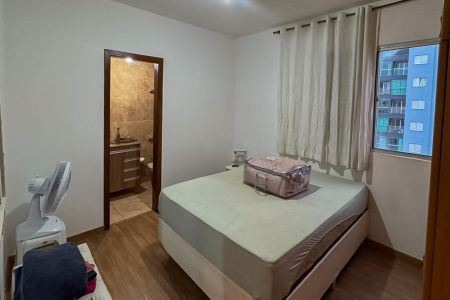 Apartamento para alugar com 270m², 4 quartos e 3 vagas