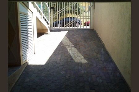 Casa à venda com 180m², 3 quartos e 4 vagas