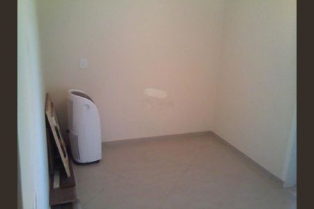Casa à venda com 180m², 3 quartos e 4 vagas