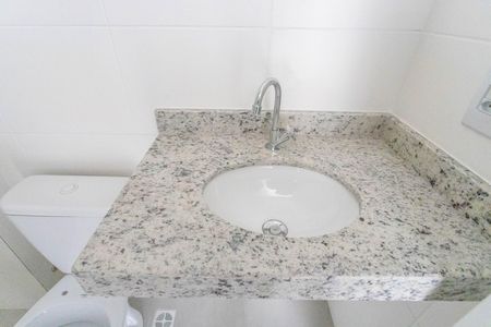 Apartamento à venda com 42m², 2 quartos e 1 vaga Apartamento à venda com 42m², 2 quartos e 1 vagaBanheiro