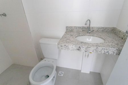 Apartamento à venda com 42m², 2 quartos e 1 vaga Apartamento à venda com 42m², 2 quartos e 1 vagaBanheiro