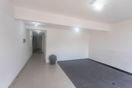 Apartamento à venda com 46m², 2 quartos e 1 vaga Apartamento à venda com 46m², 2 quartos e 1 vagaHall de entrada
