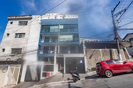 Apartamento à venda com 46m², 2 quartos e 1 vaga Apartamento à venda com 46m², 2 quartos e 1 vagaFachada + placa