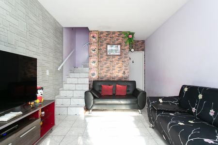 Casa à venda com 64m², 2 quartos e 1 vaga Casa à venda com 64m², 2 quartos e 1 vagaSala