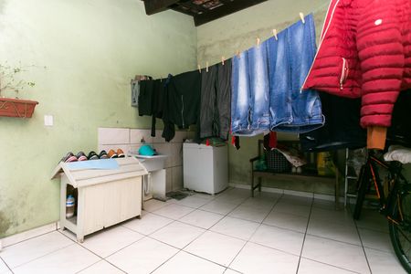 Casa à venda com 64m², 2 quartos e 1 vaga Casa à venda com 64m², 2 quartos e 1 vagaÁrea de Serviço