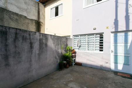 Casa à venda com 64m², 2 quartos e 1 vaga Casa à venda com 64m², 2 quartos e 1 vagaGaragem