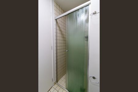 Apartamento à venda com 53m², 2 quartos e 1 vaga Apartamento à venda com 53m², 2 quartos e 1 vagaBanheiro