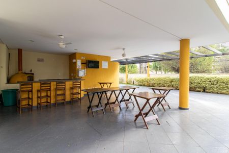 Apartamento à venda com 53m², 2 quartos e 1 vaga Apartamento à venda com 53m², 2 quartos e 1 vagaÁrea comum - Churrasqueira