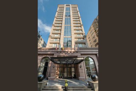 Apartamento à venda com 71m², 1 quarto e 1 vaga