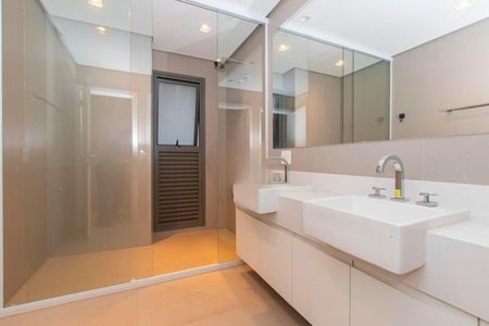 Apartamento para alugar com 160m², 2 quartos e 2 vagas