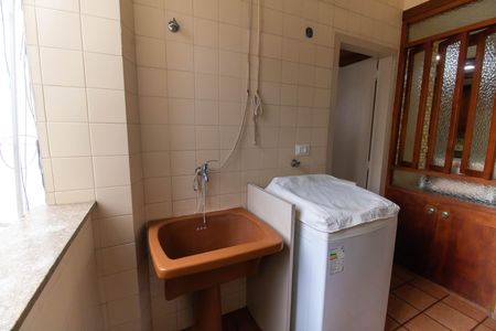 Apartamento à venda com 145m², 3 quartos e 1 vagaÁrea de Serviço