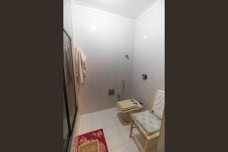 Apartamento à venda com 145m², 3 quartos e 1 vagaBanheiro da Suíte