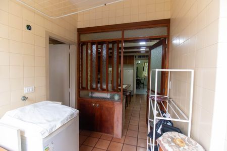 Apartamento à venda com 145m², 3 quartos e 1 vagaÁrea de Serviço