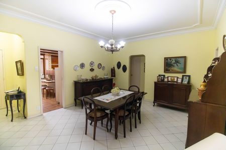 Apartamento à venda com 145m², 3 quartos e 1 vagaSala