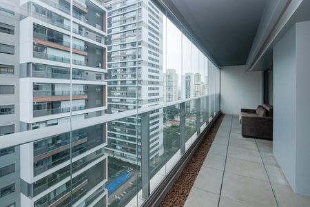 Apartamento à venda com 84m², 2 quartos e 2 vagas Apartamento à venda com 84m², 2 quartos e 2 vagasVaranda