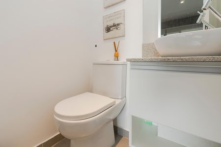 Apartamento à venda com 84m², 2 quartos e 2 vagas Apartamento à venda com 84m², 2 quartos e 2 vagasLavabo