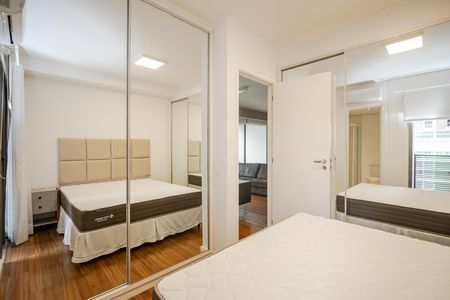 Apartamento à venda com 84m², 2 quartos e 2 vagas Apartamento à venda com 84m², 2 quartos e 2 vagasSuíte 1