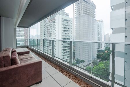 Apartamento à venda com 84m², 2 quartos e 2 vagas Apartamento à venda com 84m², 2 quartos e 2 vagasVaranda