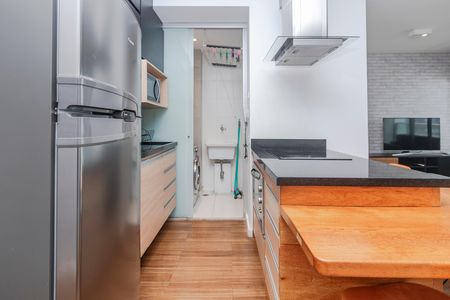 Apartamento à venda com 84m², 2 quartos e 2 vagas Apartamento à venda com 84m², 2 quartos e 2 vagasCozinha