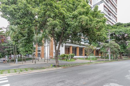 Apartamento à venda com 84m², 2 quartos e 2 vagas Apartamento à venda com 84m², 2 quartos e 2 vagasFachada