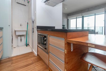 Apartamento à venda com 84m², 2 quartos e 2 vagas Apartamento à venda com 84m², 2 quartos e 2 vagasCozinha