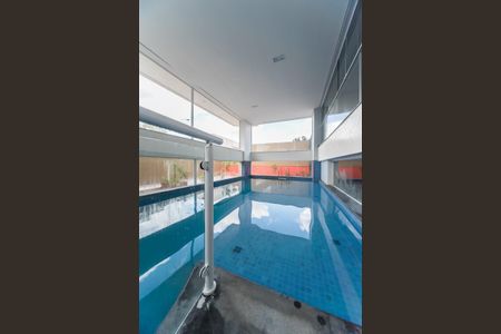Apartamento à venda com 135m², 3 quartos e 3 vagas Apartamento à venda com 135m², 3 quartos e 3 vagasPiscina Coberta