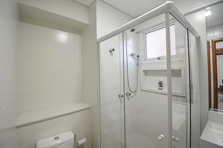 Apartamento à venda com 135m², 3 quartos e 3 vagas Apartamento à venda com 135m², 3 quartos e 3 vagasBanheiro da Suíte 2