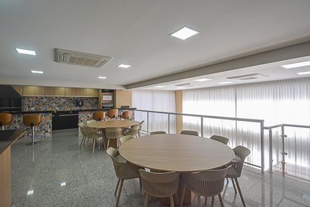 Apartamento à venda com 135m², 3 quartos e 3 vagas Apartamento à venda com 135m², 3 quartos e 3 vagasÁrea comum - Salão de festas 1