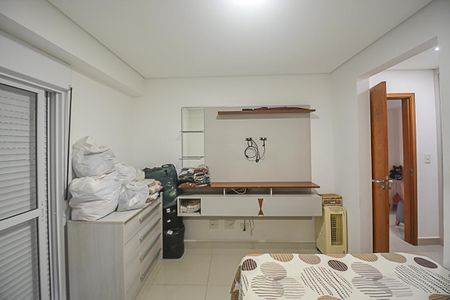 Apartamento à venda com 135m², 3 quartos e 3 vagas Apartamento à venda com 135m², 3 quartos e 3 vagasSuíte 2