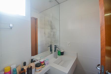 Apartamento à venda com 135m², 3 quartos e 3 vagas Apartamento à venda com 135m², 3 quartos e 3 vagasBanheiro da Suíte