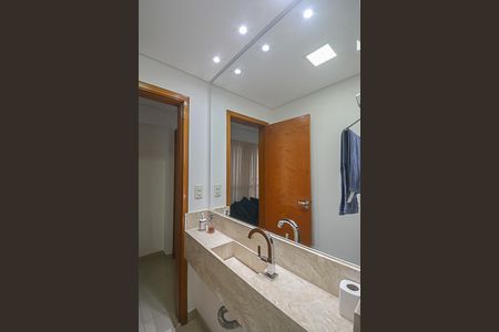 Apartamento à venda com 135m², 3 quartos e 3 vagas Apartamento à venda com 135m², 3 quartos e 3 vagasLavabo
