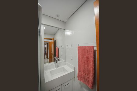 Apartamento à venda com 135m², 3 quartos e 3 vagas Apartamento à venda com 135m², 3 quartos e 3 vagasBanheiro da Suíte 2