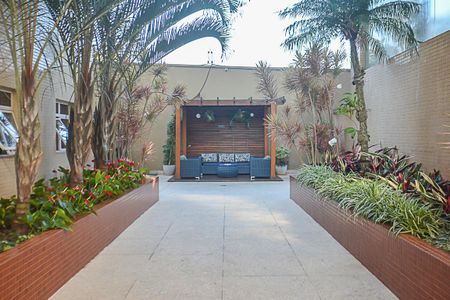 Apartamento à venda com 135m², 3 quartos e 3 vagas Apartamento à venda com 135m², 3 quartos e 3 vagasPergolado