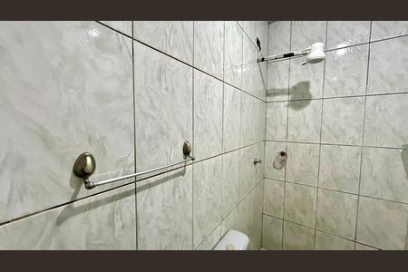 Banheiro de casa para alugar com 2 quartos, 56m² em Parque Sao Miguel, Guarulhos