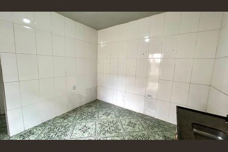 Sala/Cozinha de casa para alugar com 2 quartos, 56m² em Parque Sao Miguel, Guarulhos