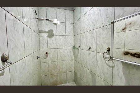 Banheiro de casa para alugar com 2 quartos, 56m² em Parque Sao Miguel, Guarulhos