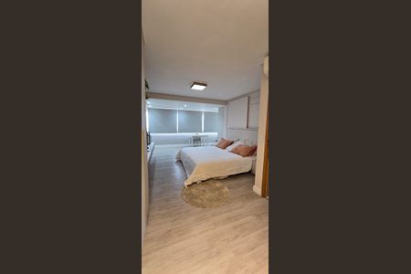Apartamento à venda com 240m², 3 quartos e 4 vagas Apartamento à venda com 240m², 3 quartos e 4 vagasQuarto 1
