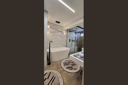 Apartamento à venda com 240m², 3 quartos e 4 vagas Apartamento à venda com 240m², 3 quartos e 4 vagasBanheiro 4