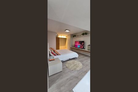 Apartamento à venda com 240m², 3 quartos e 4 vagas Apartamento à venda com 240m², 3 quartos e 4 vagasQuarto 1