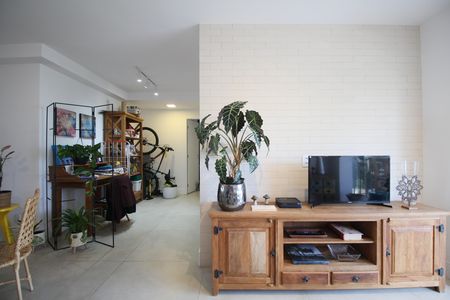 Apartamento para alugar com 73m², 2 quartos e 1 vagaSala