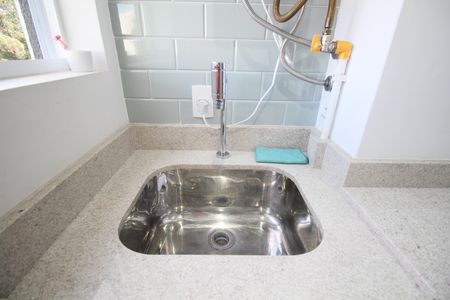 Apartamento para alugar com 73m², 2 quartos e 1 vagaÁrea de Serviço