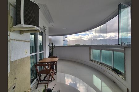 Apartamento para alugar com 90m², 3 quartos e 2 vagas