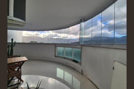 Apartamento para alugar com 90m², 3 quartos e 2 vagas
