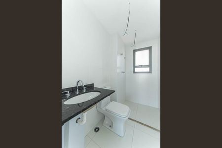 Apartamento à venda com 144m², 2 quartos e 1 vagaBanheiro da Suíte