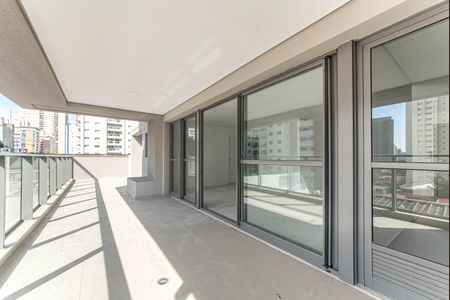 Apartamento à venda com 144m², 2 quartos e 1 vagaVaranda